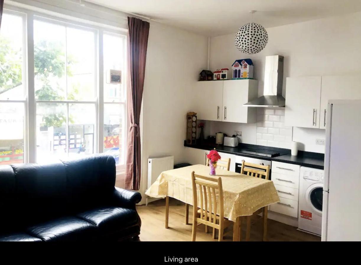 Lovely Flat In Central Лондон Екстериор снимка
